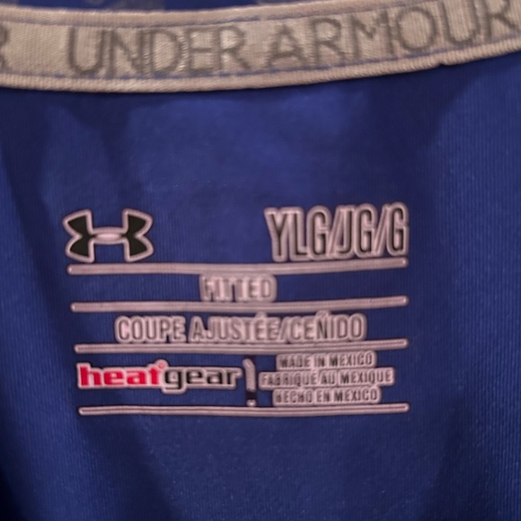 Under armor Youth large athletic shirt - Picture 4 of 4